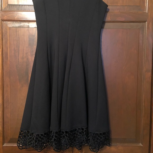 Donna Rico Sleeveless Fit and Flare Black Dress Size 8 - Picture 2 of 5